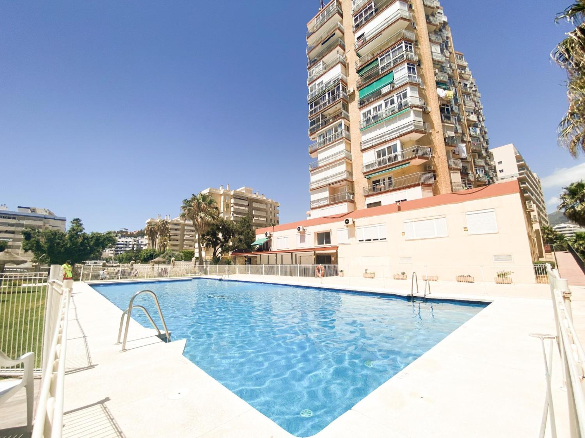 Vistas Al Mar A 1 Min De Playa Con Parkig Gratis Apartment Benalmádena Exterior photo