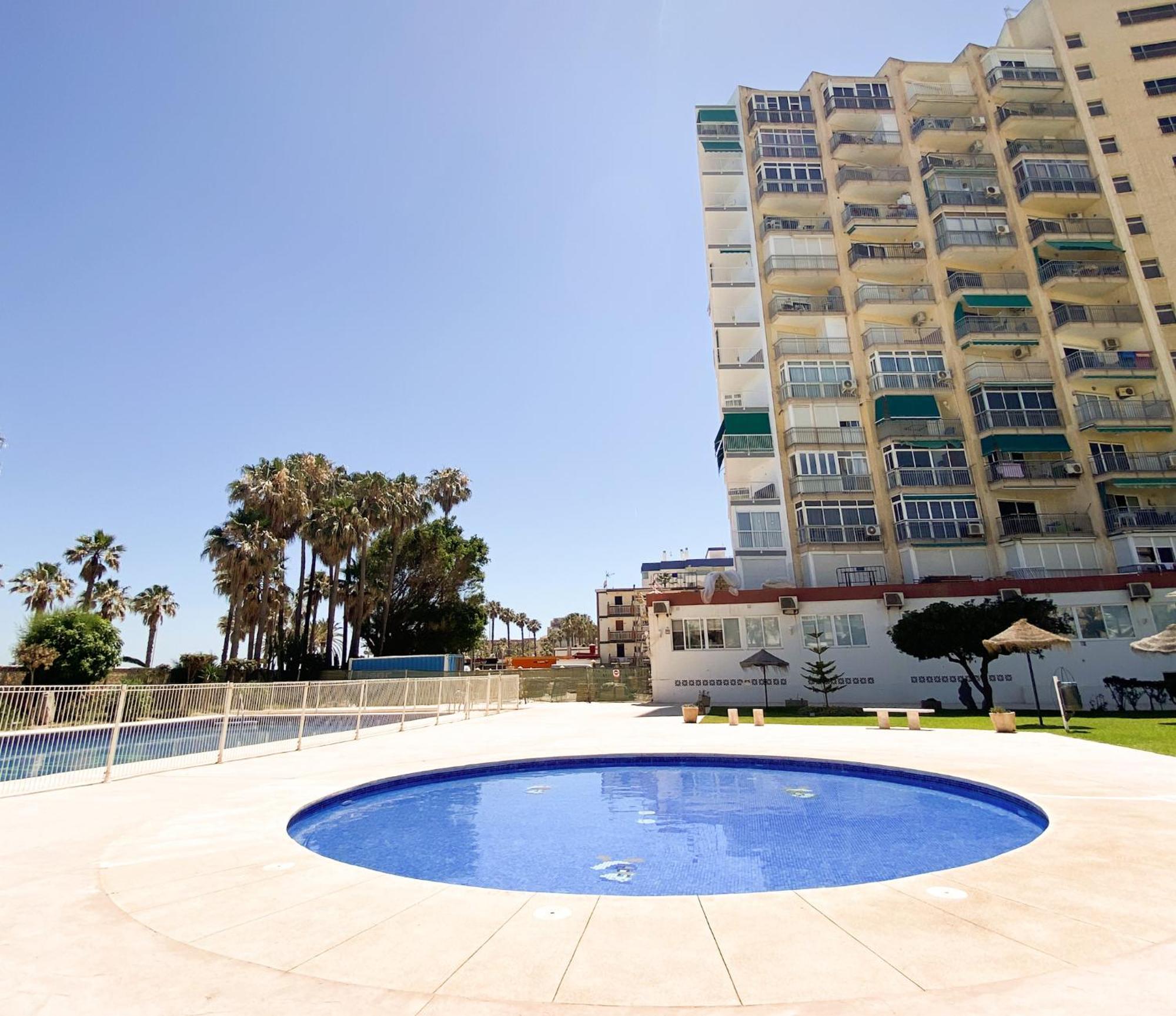 Vistas Al Mar A 1 Min De Playa Con Parkig Gratis Apartment Benalmádena Exterior photo